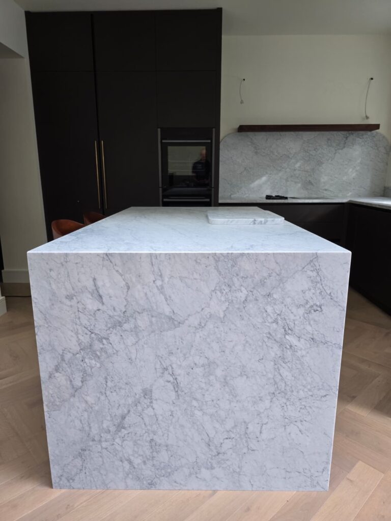Dublin 4 bespoke kitchen: waterfall island